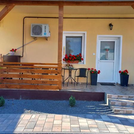 Oazis Apartman Sárospatak Eksteriør billede