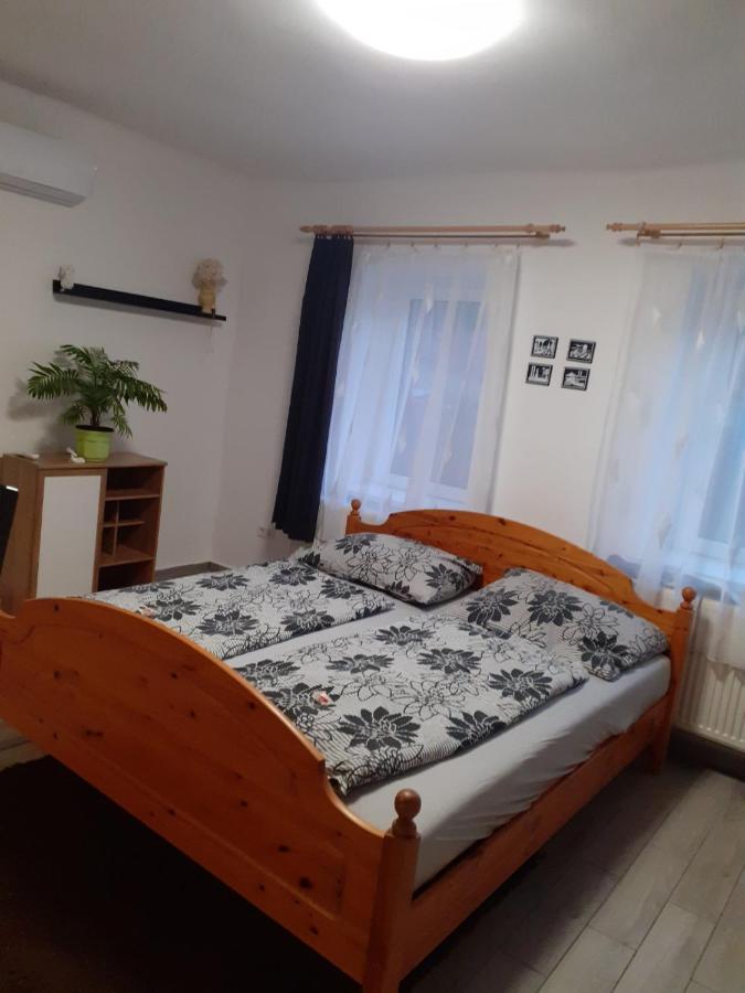 Oazis Apartman Sárospatak Eksteriør billede