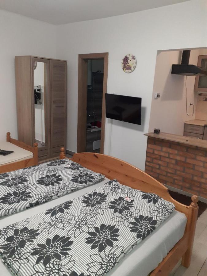 Oazis Apartman Sárospatak Eksteriør billede