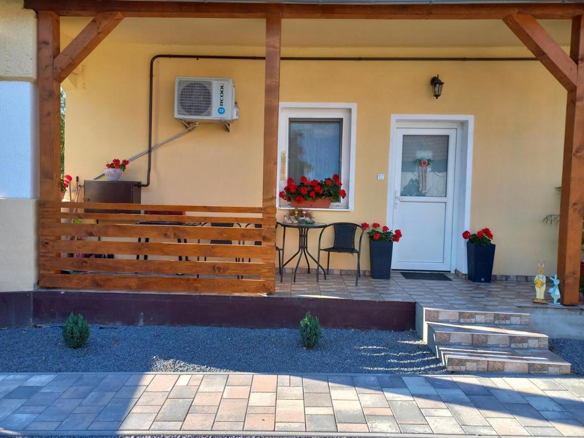 Oazis Apartman Sárospatak Eksteriør billede