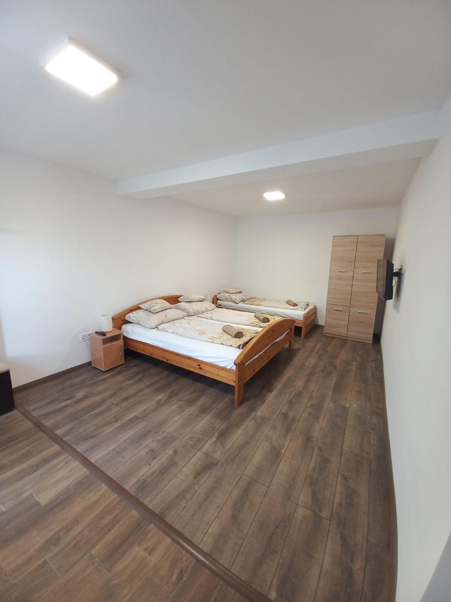 Oazis Apartman Sárospatak Eksteriør billede