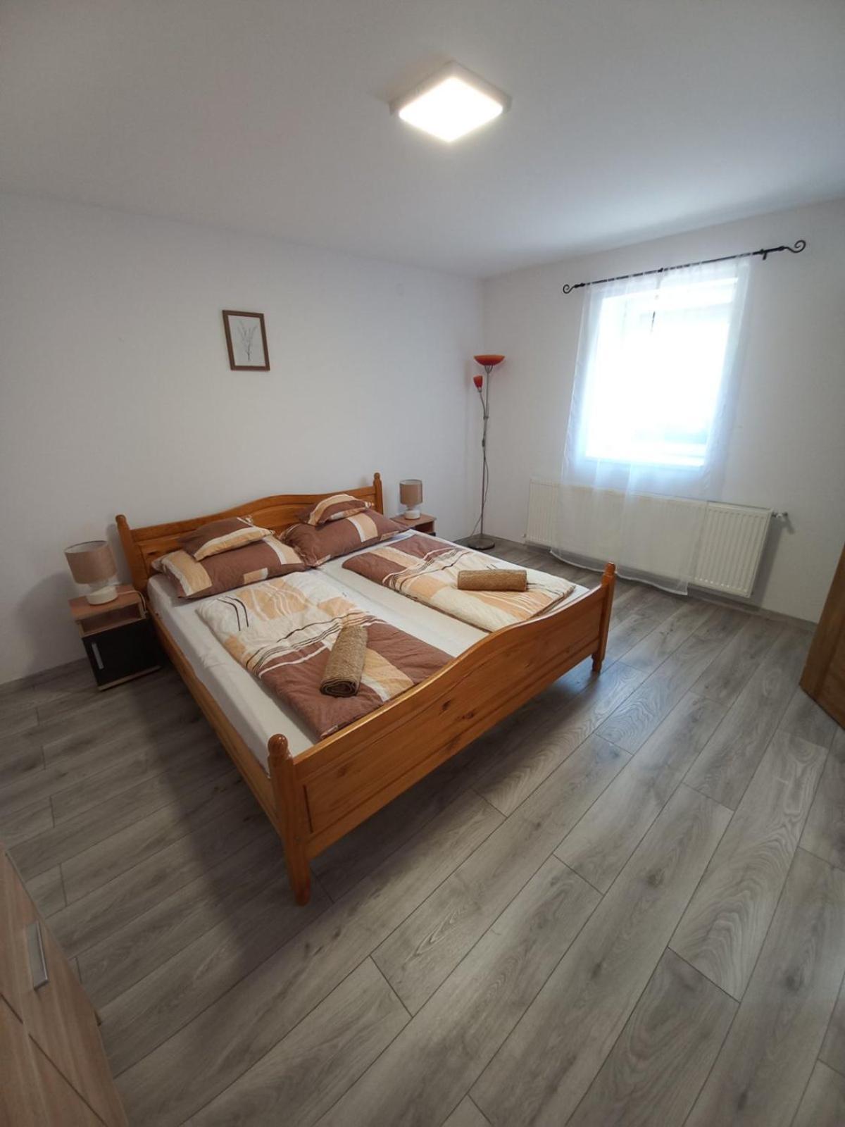 Oazis Apartman Sárospatak Eksteriør billede